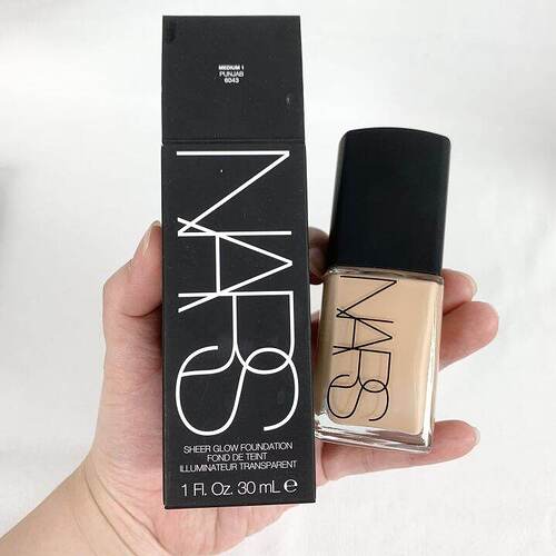 Phấn nền dạng lỏng NARS Sheer Glow Foundation 30ml