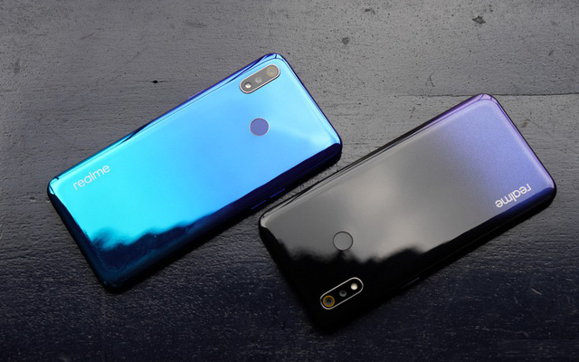 Best cheap smartphone for 2020 ( Realme 3)